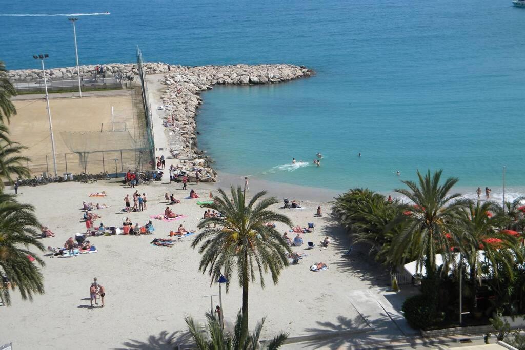 App Le Rocazur Avec Piscine Et Parking En Bord De Mer A 500M Du Centre Ville Menton Eksteriør bilde